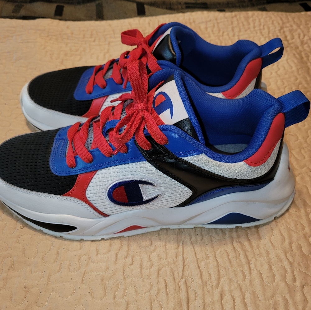 Mens Champion workout shoes